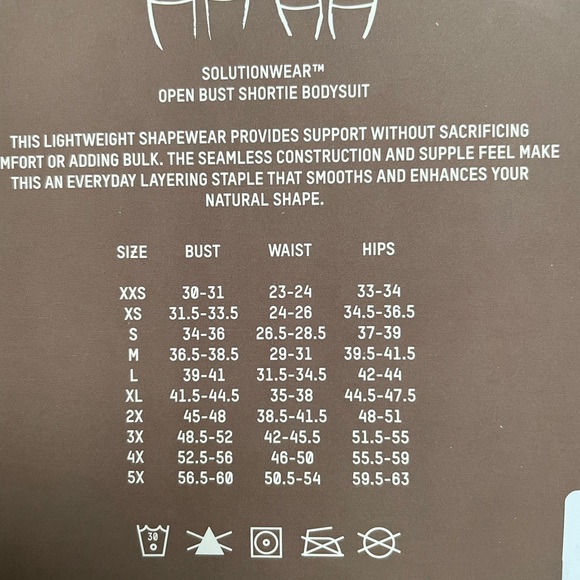 SKIMS SHAPEWEAR BUTT LIFTING OPEN BUST BODYSUIT SIZE M - Picture 9 of 15